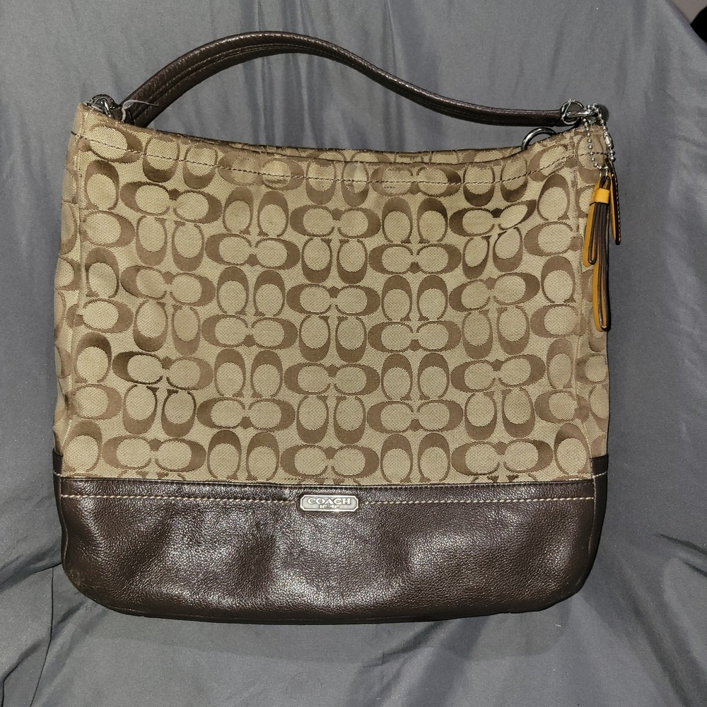 Coach F23279 Khaki Mahogany Park Signature Hobo Shoulder Bag Handbag Purse